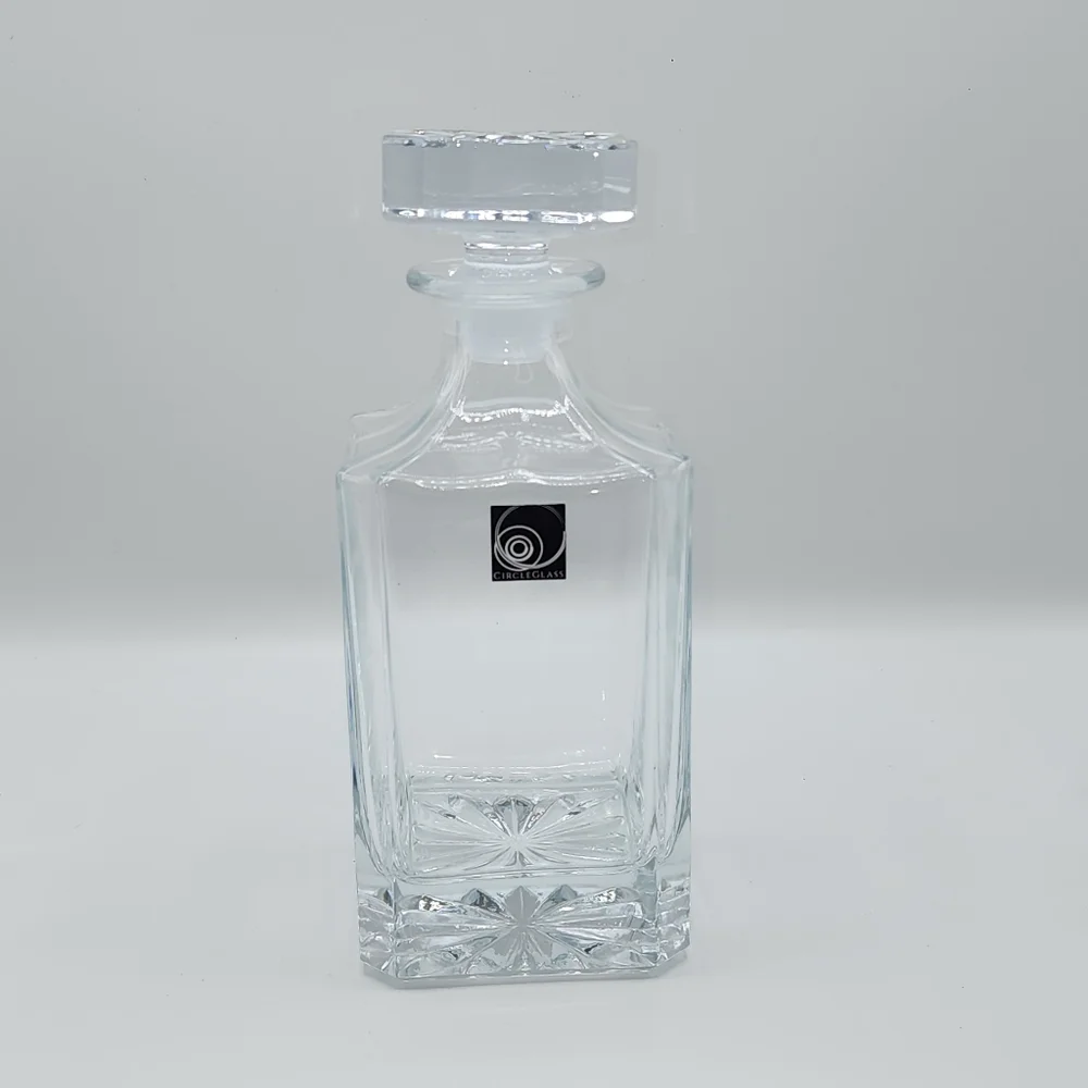 Circleware Royal Whiskey Decanter‎ Set of 6pc 26oz
